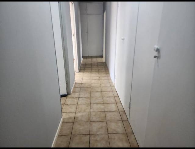 2 BEDROOM PROPERTY TO RENT IN GERMISTON CENTRAL